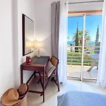 Orada Sea View By Becherish Apartman *